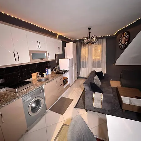 Freedom Modern And Luxry 1bd Taksim Sisli Апартаменты