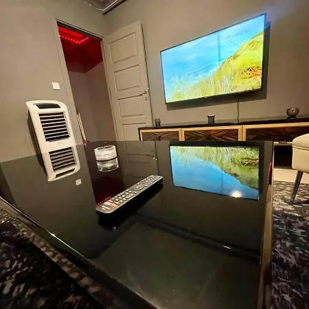 شقة Freedom Modern And Luxry 1bd Taksim Sisli اسطنبول